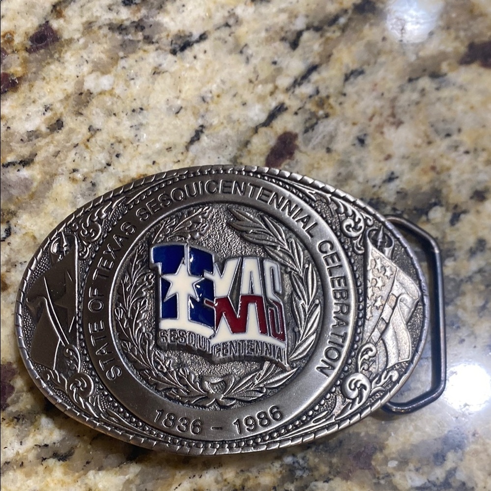 Silver Ornate Belt Buckle with Texas Design